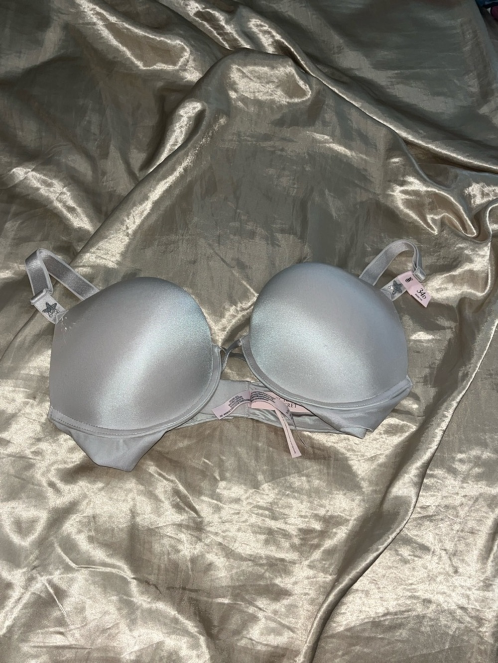 Limited Edition Victoria Secret Bombshell Fashion Runway Bra